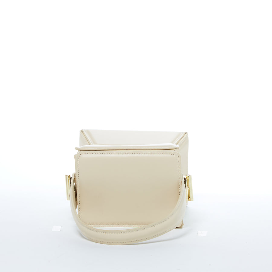 Amber Leather Bucket Bag Creamy Off White